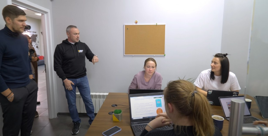 Практики по нейрокоучингу для работы с командой